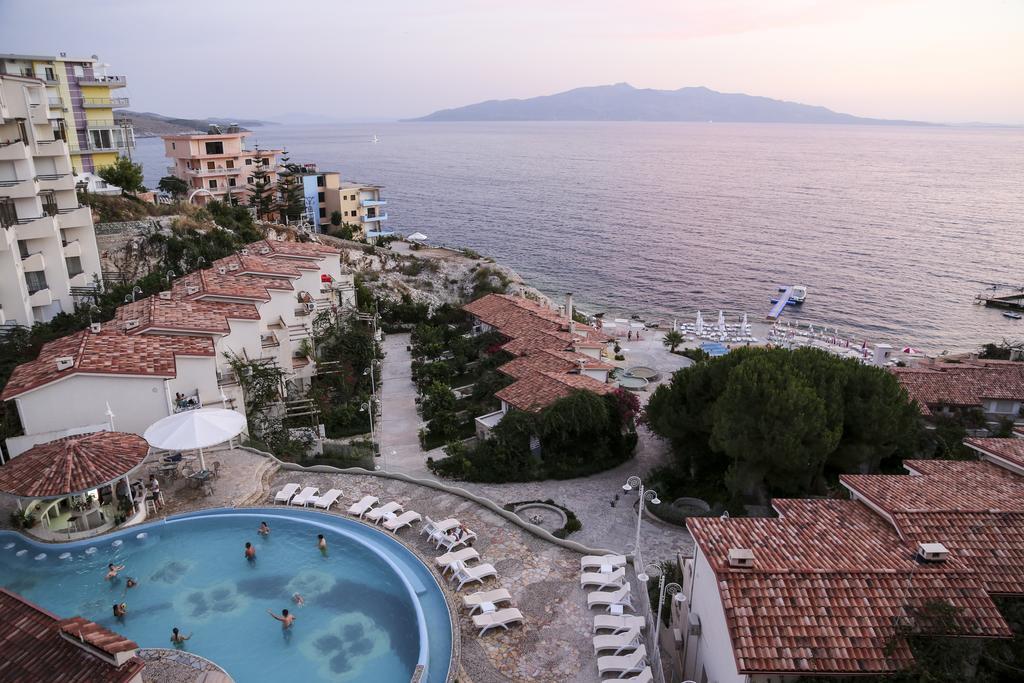 The Bay Apartments Sarandë Exterior foto